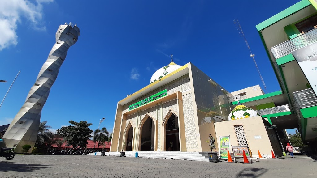 Masjid Agung Darussalam Kauman Bojonegoro